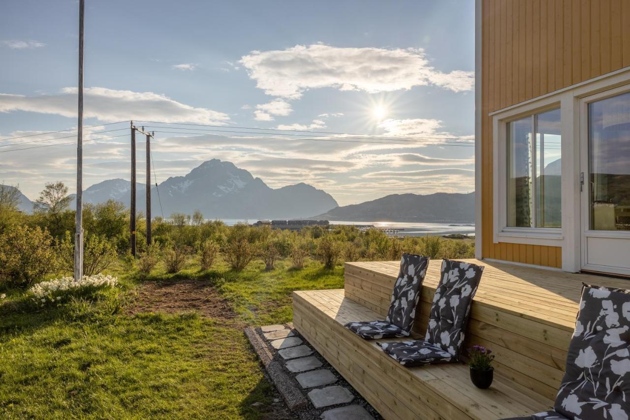 Pederstua, A Classic Fisherman'S Farm House In The Middle Of Lofoten Storeidet Extérieur photo