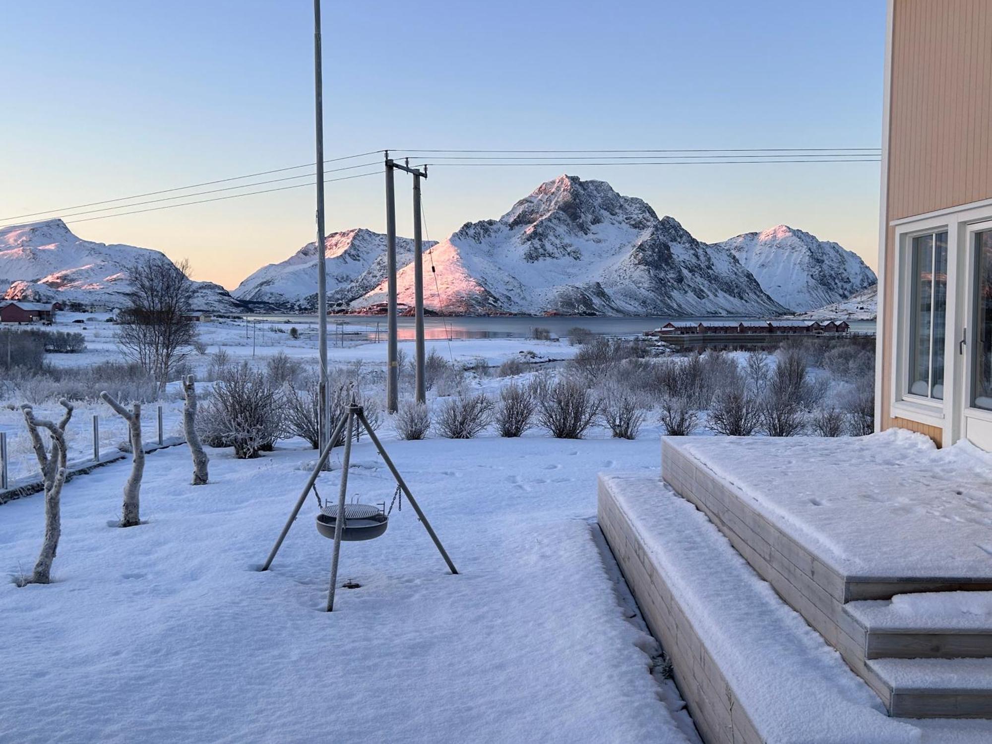 Pederstua, A Classic Fisherman'S Farm House In The Middle Of Lofoten Storeidet Extérieur photo