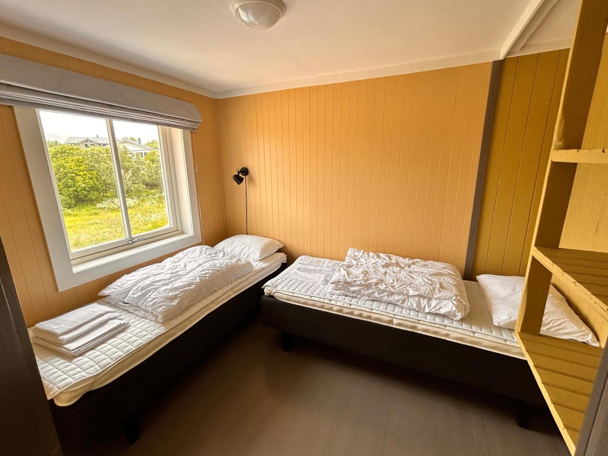 Pederstua, A Classic Fisherman'S Farm House In The Middle Of Lofoten Storeidet Extérieur photo